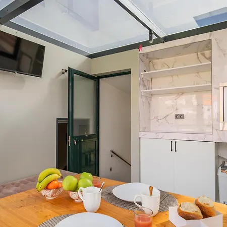Serenia House - Two-bedroom By Wanderlust Madeira *